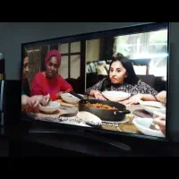 تلویزیون ال جی ۵۵ اینچ مدل uh850v