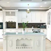 آپارتمان ۱۶۰ متری لوکس خیابان قائم