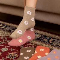 انواع جوراب دخترانه وپسرانه وزنانه باسایزبندی|کفش و لباس بچه|بیجار, |دیوار