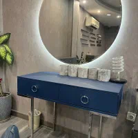 آیینه چراغدار و میز