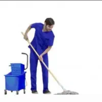 نظافت راه پله وتمیز کاری منزل نو سازآقا هستم