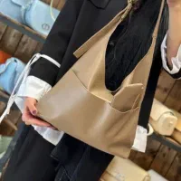 خریدی دلچسب|کیف، کفش، کمربند|قم, انسجام|دیوار