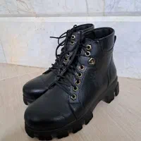 کفش نیم بوت