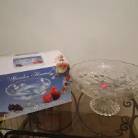 ظرف پایه دار میوه خوری بلور، کاملا نو