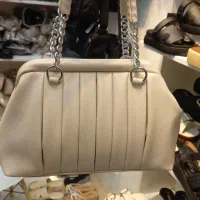 کیف برند باکیفیت مناسب هدیه روز مادر