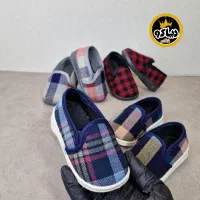 کفش بچگانه سوتی کالج نوزادی سیسمونی|کفش و لباس بچه|مشهد, عامل|دیوار