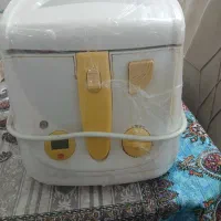 سرخ کن باروغن ومیز بار