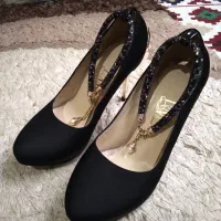 کفش|کیف، کفش، کمربند|شهریار, شهریار|دیوار