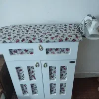 میز اتو و چرخ خیاطی