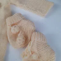 لباس دست بافت نوزادی|کفش و لباس بچه|گرمسار, |دیوار