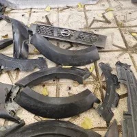 جلو پنجره و بچه گلگیر رونیز|قطعات یدکی و لوازم جانبی|کنگاور, |دیوار