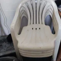 صندلی و مانکن