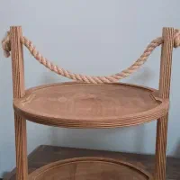 استند چوبی