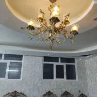 لوستر ۸ شاخه بسیار شیک|لوستر و چراغ آویز|اصفهان, باغ زیار|دیوار