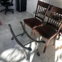 صندلی و جلومبلی