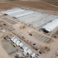 نیازمند قالب بند و آماتور بند