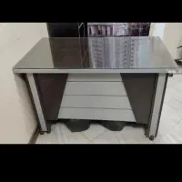 میز اداری بزرگ با سه کشو