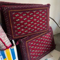 پنج عدد پشتی