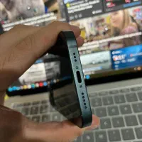 آیفون 13 نرمال 256 گیگ|موبایل|اصفهان, تخت فولاد|دیوار