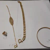 طلا ۱۰۰ بالای تابلو