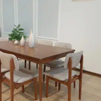 آقای صندلی- مبلمان ماوی کیش|میز و صندلی غذاخوری|کیش, |دیوار