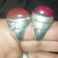 انگشتر عقیق یمنی و یاقوت آلمانی