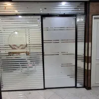 نصب انواع شیشه|خدمات پیشه و مهارت|سبزوار, قاضی زاد|دیوار