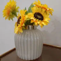 گلدان|گل مصنوعی|شاهین‌شهر, مخابرات (شهید بهشتی)|دیوار