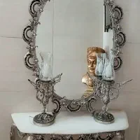 آینه شمعدان و میز تی‌وی