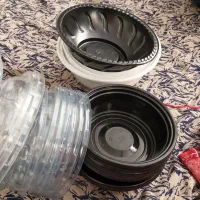 تعدادی ظرف پلاستیکی و یکبار مصرف|ظروف نگهدارنده، پلاستیکی، یک‌بارمصرف|اصفهان, مهرآباد|دیوار