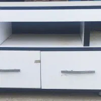 میز تلویزیون بدون شکستگی