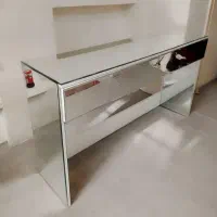 کنسول شیشه ای