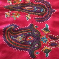 6عددپشتی پته نو ۳۰ ساله ودو عدد بالش پته  اشانتیون|پشتی|کرمان, |دیوار