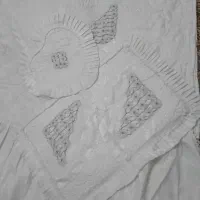 روتختی دو نفره در حد نو و پرده پذیرایی و آشپزخونه