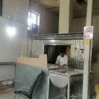 2عدد کارگر ساده.یه استا کار جهت کار در قنادی