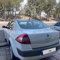 مگان ۸۹ اتومات ۲۰۰۰