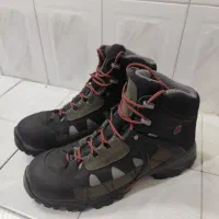 کتونی اورجینال سایز بزرگ تیم برلند سایز ۴۹