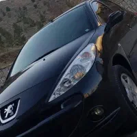 پژو ۲۰۷ مشکی دنده ۹۱ / کم کار و بدون رنگ|خودرو سواری و وانت|تهران, ایران|دیوار