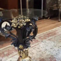 میز رو شیشه پای طلا