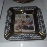 دو عدد زیر سیگاری آنتیک با عکس زیبا کلکسیونی|کلکسیون اشیاء عتیقه|تهران, بهار|دیوار