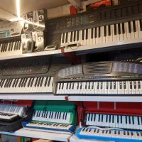 کالیمبا یا پیانو دستی ملودیکا سنتور گیتار کاور|پیانو، کیبورد، آکاردئون|مشهد, سیلو|دیوار