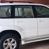 تویوتا پرادو چهار در 4 سیلندر