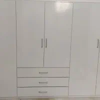 کمد دیواری بدون چهار چوب فلزی