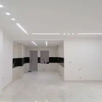 رنگ آمیزی ساختمان پرده کاغذ دیواری زیر کار