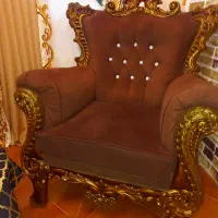 مبل سلطنتی تک نفر