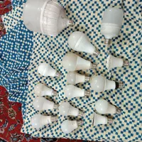 لامپ کم مصرف معیوب