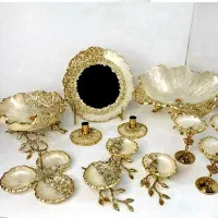 ساعت وتابلوهای لوکس جهیزیه عروس وسرویس پذیرایی