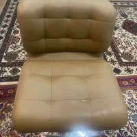 صندلی چرم جکدار اپن
