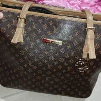 کیف بزرگ جادارنو