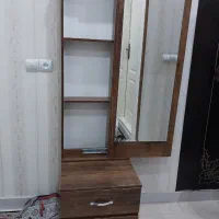 پاتختی با آیینه